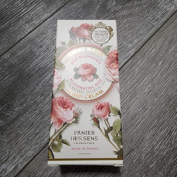 Panier De Sens Rejuvenating Rose Hand Cream - Picture 7 of 13